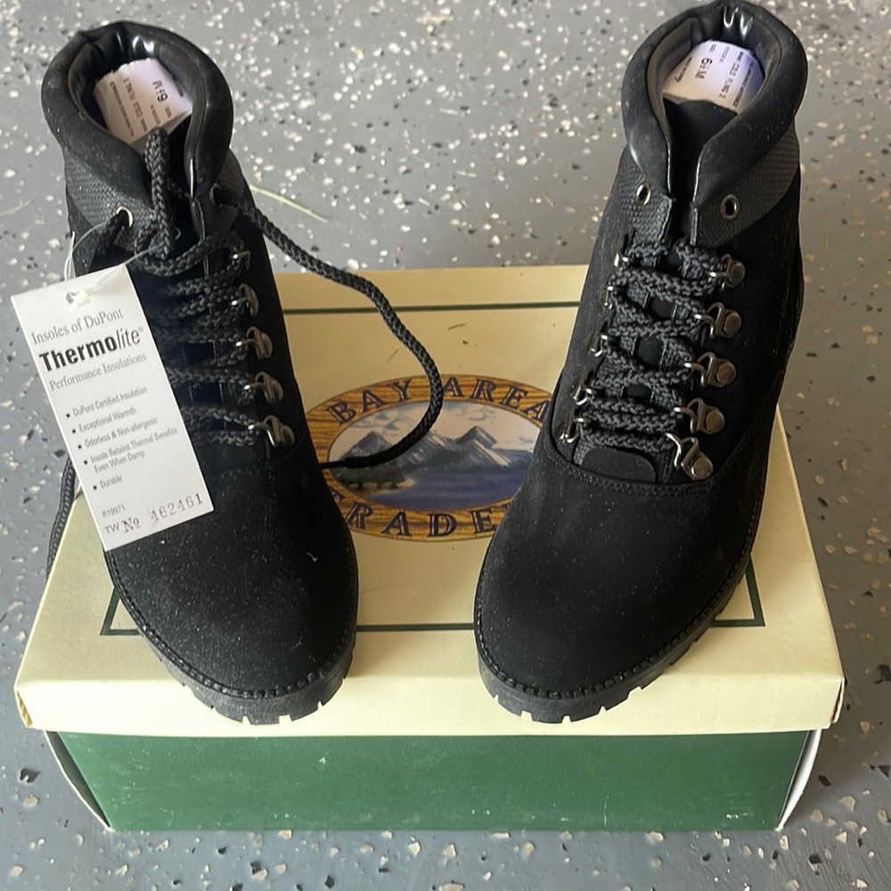 🛍️🛍️🛍️Shoes size 6.5🛍️🛍️🛍️